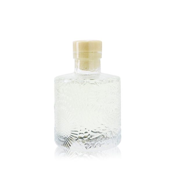 Voluspa Reed Diffuser - White Currants & Alpine Lace  100ml 3.4oz Fashion